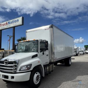 HINO L6 DIESEL W/ 26FT BOX WITH STEP BUMPER