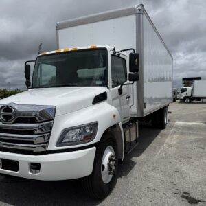 HINO L6 DIESEL SINGLE CAB W/ 26FT ITD BOX