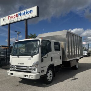 Isuzu NRR GAS Crew Cab w/ 15' Chipper Dump