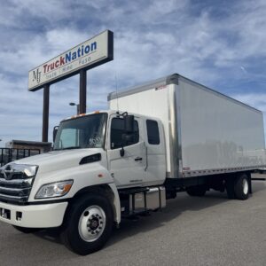 HINO L6 DIESEL EXTENDED-CAB W/ 26FT BOX