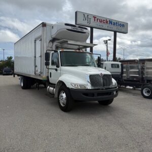 2018 INTERNATIONAL DURASTAR 4300 26' KIDRON/ THERMO KING REEFER